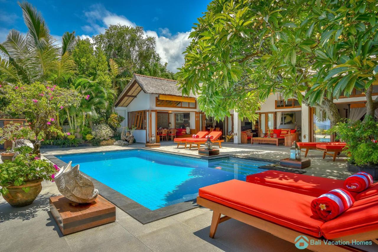 Villa Kamboja - Intimate Luxury Lovina Beach Villa Banjar  Ngoại thất bức ảnh